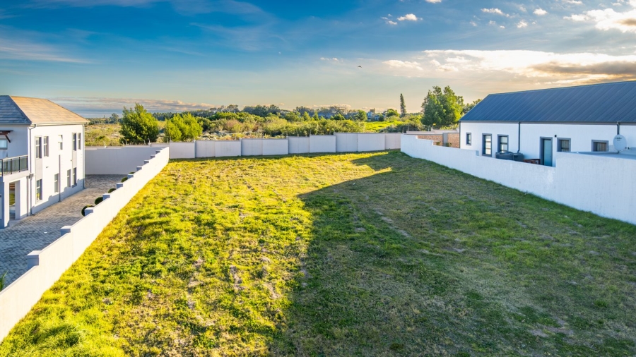 0 Bedroom Property for Sale in Kingswood Golf Estate Western Cape